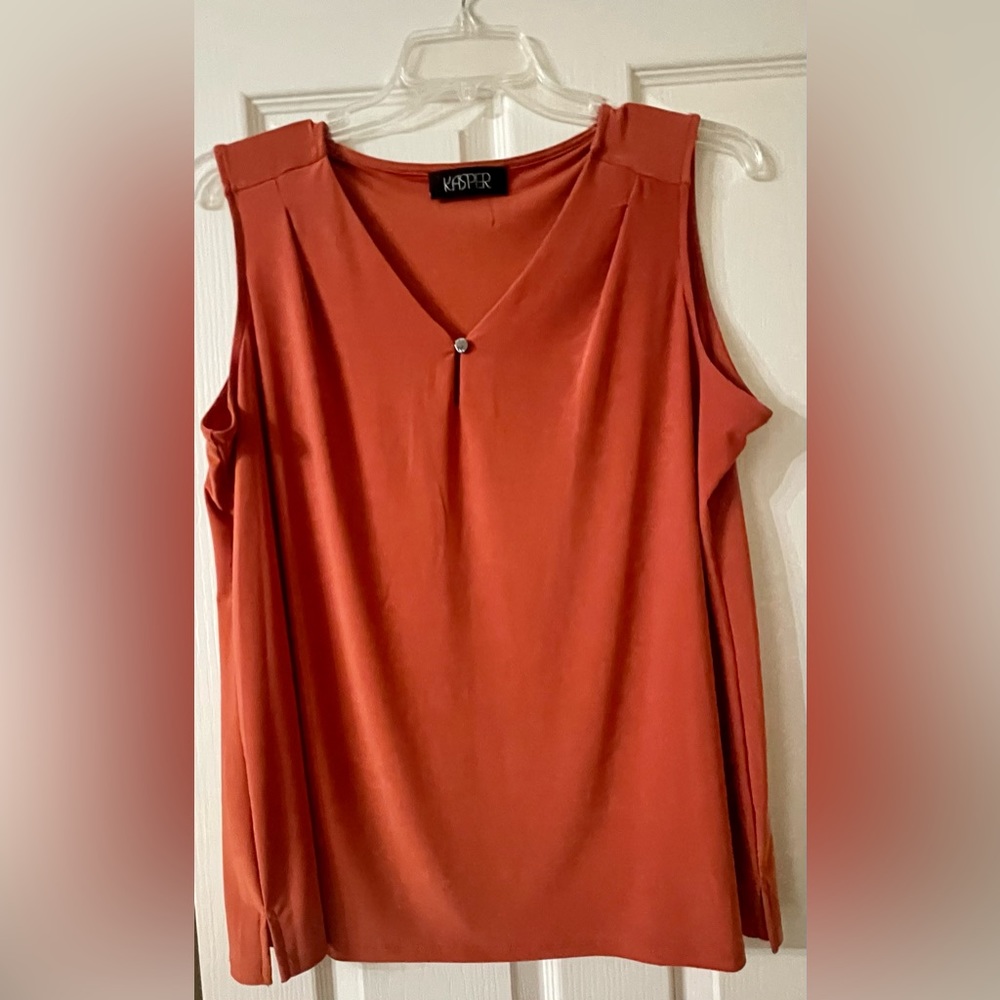 Kasper dressy tank, rust color, size XL